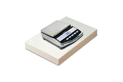 1 US Balance On Slab CMYK